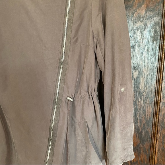 Asymmetrical zip jacket - Picture 2 of 5